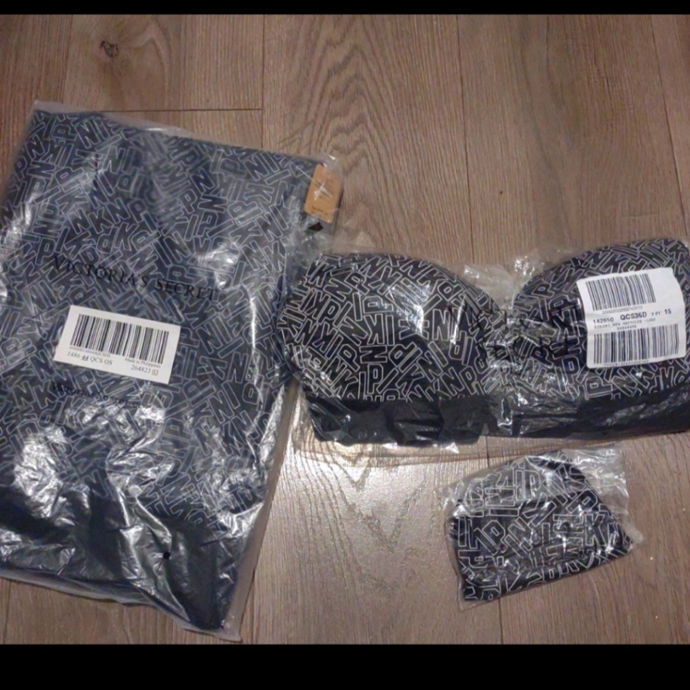 Victoria secret -3Pc Black & White Logo Set "Tote, Bra-36D, & Thong-Large